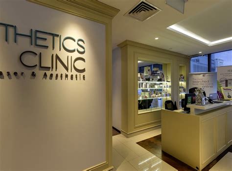 Face clinic - Face Studio Clinic is a luxury skincare, aesthetic and dental clinic in Birmingham offering five-star treatments to enhance your beauty. Call 0121 714 0035 for an appointment. Home